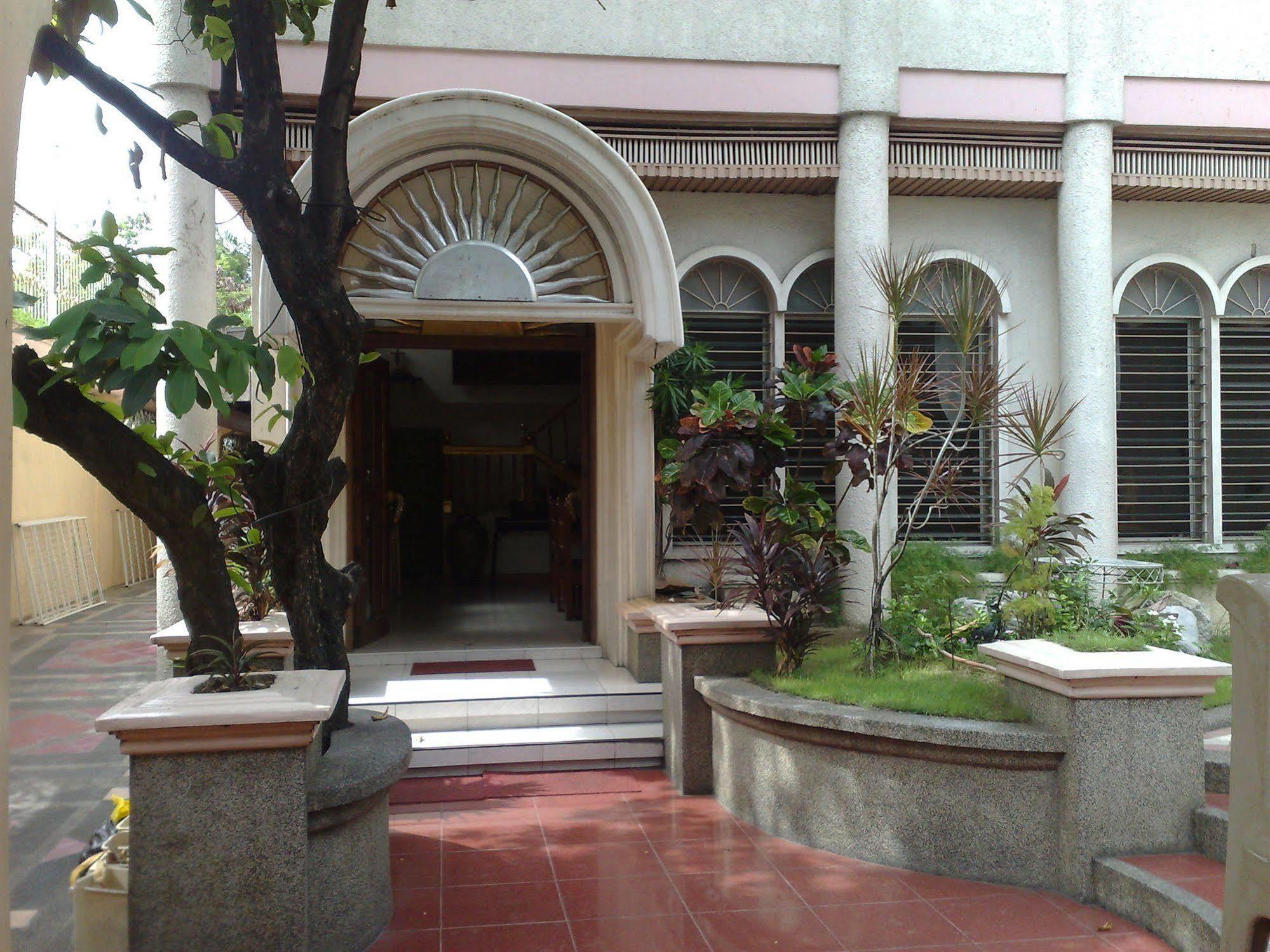 סבו La Residencia Luzviminda Pensionne מראה חיצוני תמונה